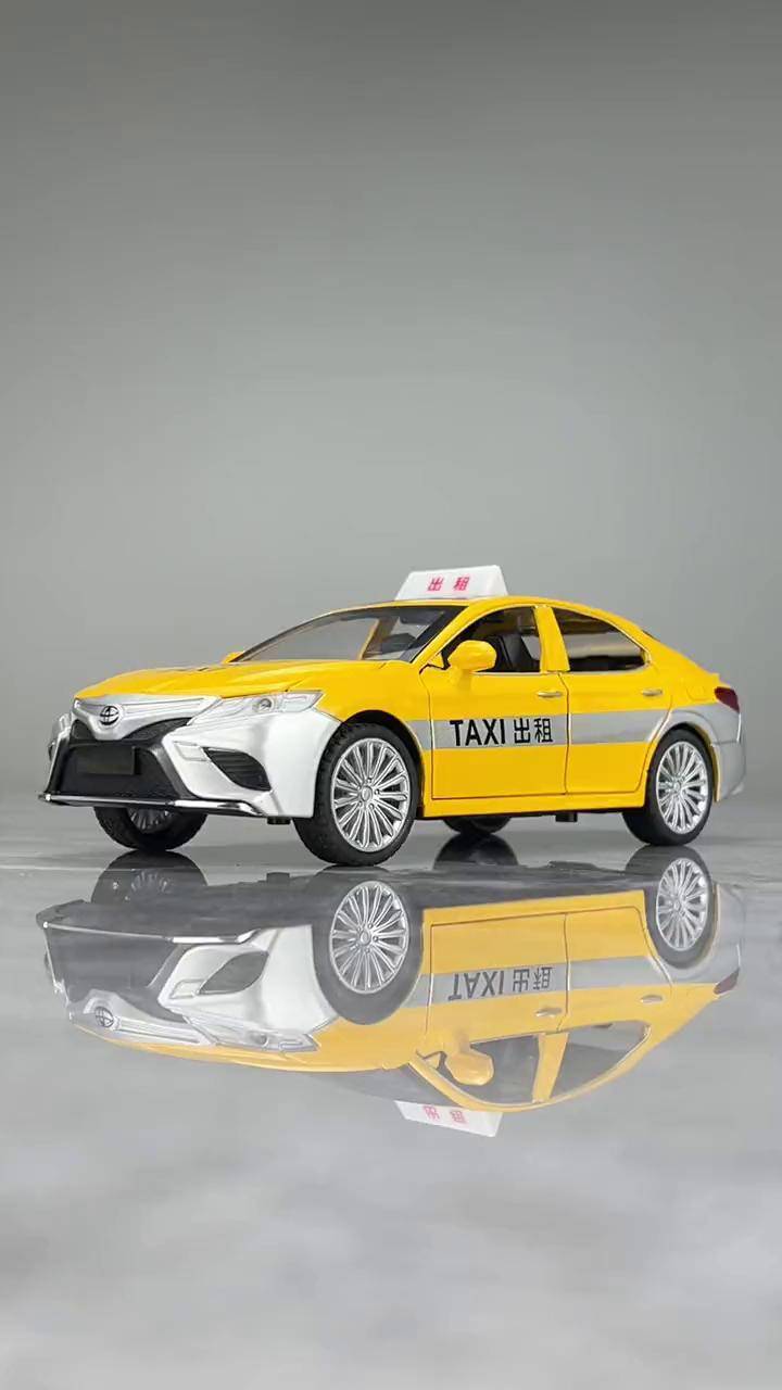 車輪上的傳奇 豐田凱美瑞出租車模型，承載城市記憶的微型符號(hào)